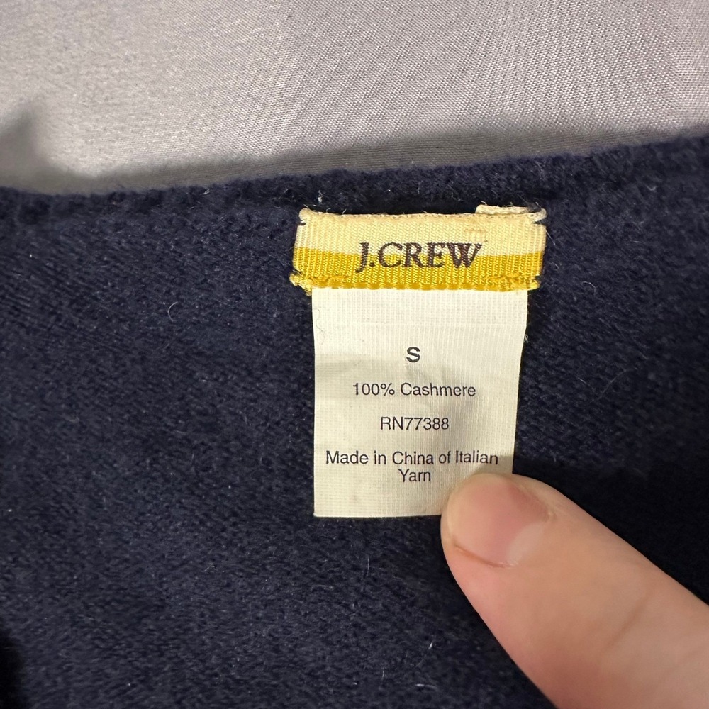 J.Crew V-Neck Sweater Women Small Navy Blue Fair 100%‎ Cashmere Holes Flaw - Picture 4 of 14